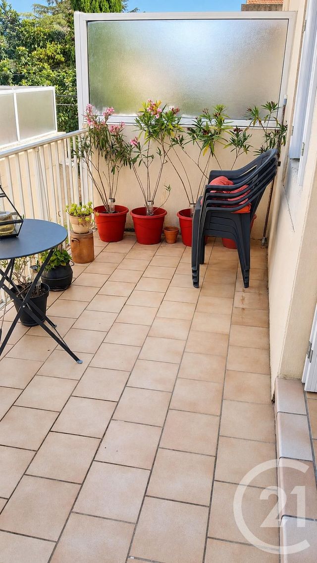 Appartement à louer - 3 pièces - 80.0 m2 - BAGNOLS SUR CEZE - 30 - LANGUEDOC-ROUSSILLON - Century 21 La Big
