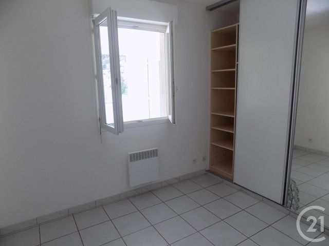 Appartement F2 à louer - 2 pièces - 48.0 m2 - BAGNOLS SUR CEZE - 30 - LANGUEDOC-ROUSSILLON - Century 21 La Big