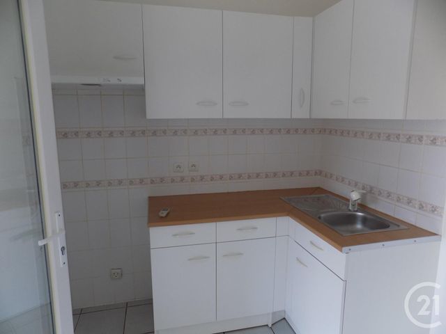 Appartement F2 à louer - 2 pièces - 48.0 m2 - BAGNOLS SUR CEZE - 30 - LANGUEDOC-ROUSSILLON - Century 21 La Big