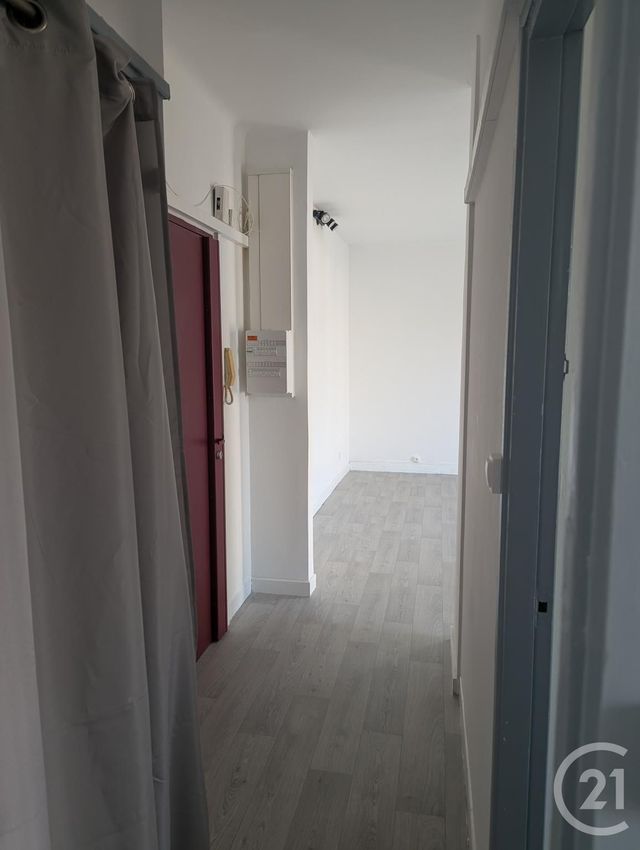 Appartement F2 à louer - 2 pièces - 49.43 m2 - BAGNOLS SUR CEZE - 30 - LANGUEDOC-ROUSSILLON - Century 21 La Big