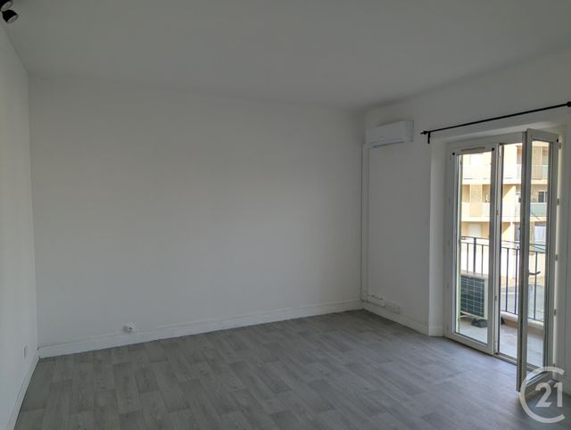 Appartement F2 à louer - 2 pièces - 49.43 m2 - BAGNOLS SUR CEZE - 30 - LANGUEDOC-ROUSSILLON - Century 21 La Big