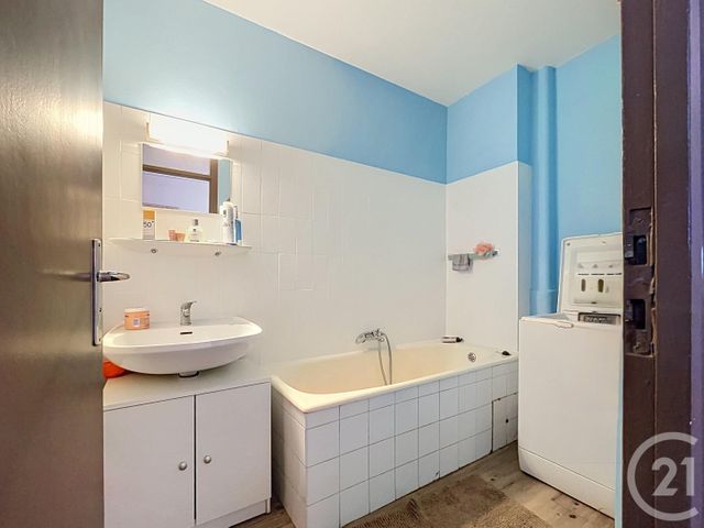 Appartement F4 à vendre - 4 pièces - 69.21 m2 - BAGNOLS SUR CEZE - 30 - LANGUEDOC-ROUSSILLON - Century 21 La Big