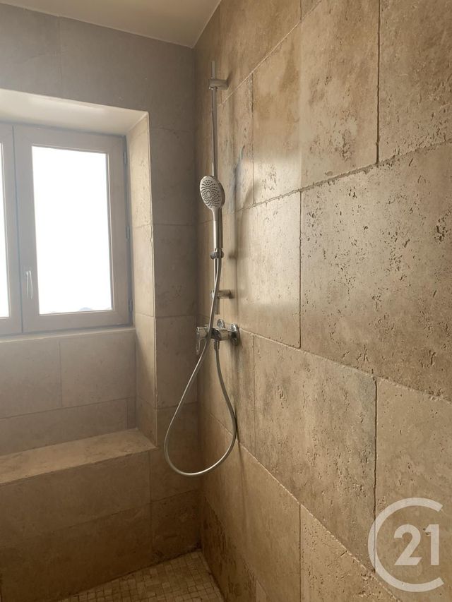 maison à louer - 2 pièces - 56.92 m2 - BAGNOLS SUR CEZE - 30 - LANGUEDOC-ROUSSILLON - Century 21 La Big
