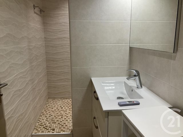 Appartement Studio à louer - 1 pièce - 18.7 m2 - BAGNOLS SUR CEZE - 30 - LANGUEDOC-ROUSSILLON - Century 21 La Big