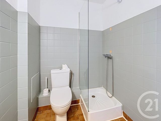Appartement T1 à vendre - 1 pièce - 25.77 m2 - BAGNOLS SUR CEZE - 30 - LANGUEDOC-ROUSSILLON - Century 21 La Big