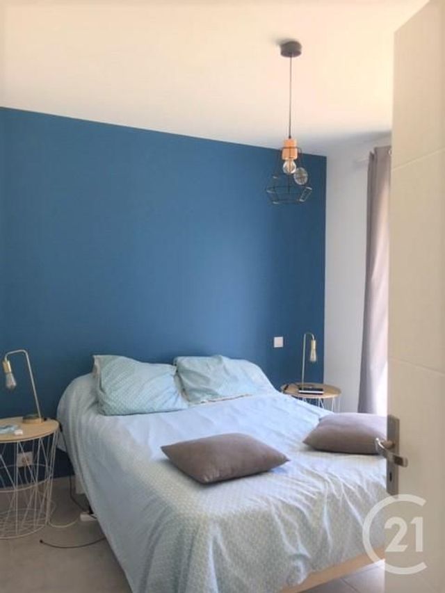 Appartement à louer - 2 pièces - 50.0 m2 - LAUDUN L ARDOISE - 30 - LANGUEDOC-ROUSSILLON - Century 21 La Big