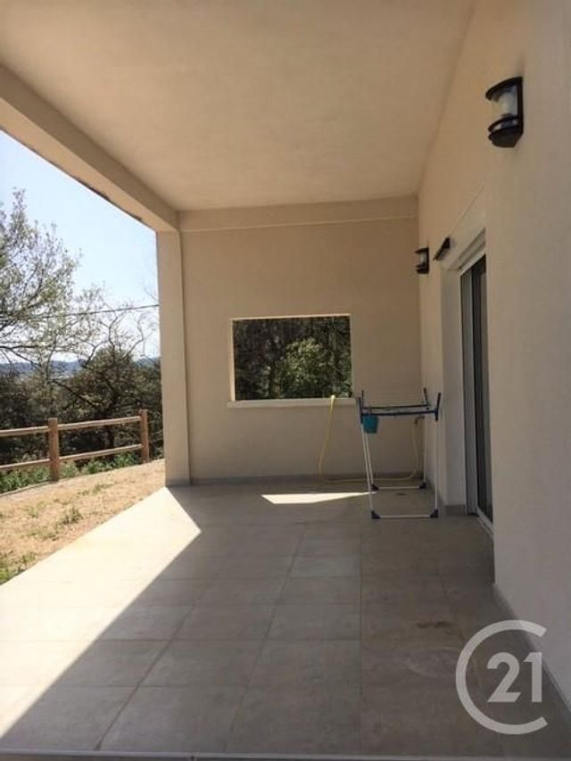 Appartement à louer - 2 pièces - 50.0 m2 - LAUDUN L ARDOISE - 30 - LANGUEDOC-ROUSSILLON - Century 21 La Big