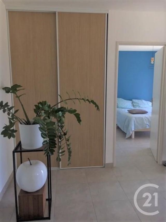 Appartement à louer - 2 pièces - 50.0 m2 - LAUDUN L ARDOISE - 30 - LANGUEDOC-ROUSSILLON - Century 21 La Big