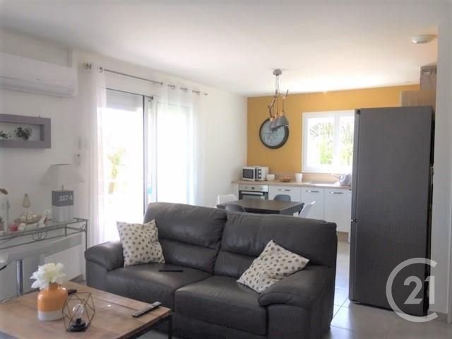 Appartement à louer - 2 pièces - 50.0 m2 - LAUDUN L ARDOISE - 30 - LANGUEDOC-ROUSSILLON - Century 21 La Big