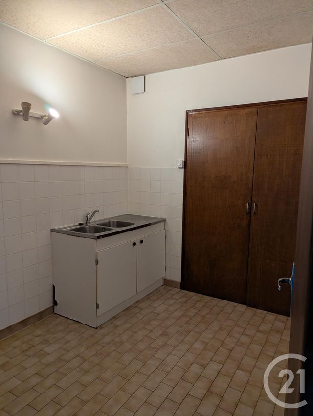 Appartement F2 à louer - 2 pièces - 42.35 m2 - GOUDARGUES - 30 - LANGUEDOC-ROUSSILLON - Century 21 La Big