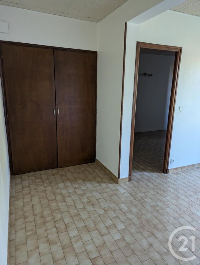 Appartement F2 à louer - 2 pièces - 42.35 m2 - GOUDARGUES - 30 - LANGUEDOC-ROUSSILLON - Century 21 La Big