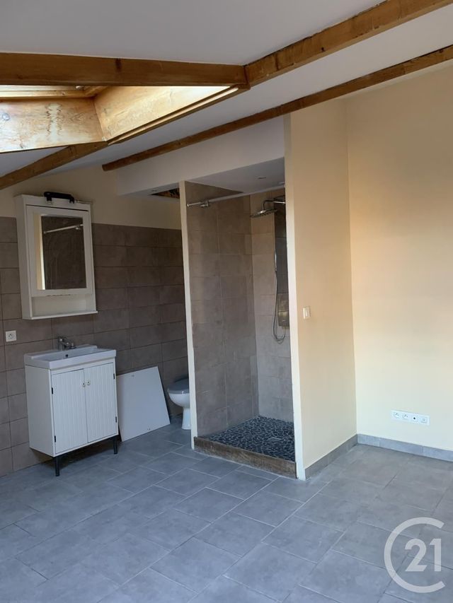 maison à louer - 3 pièces - 65.0 m2 - BAGNOLS SUR CEZE - 30 - LANGUEDOC-ROUSSILLON - Century 21 La Big