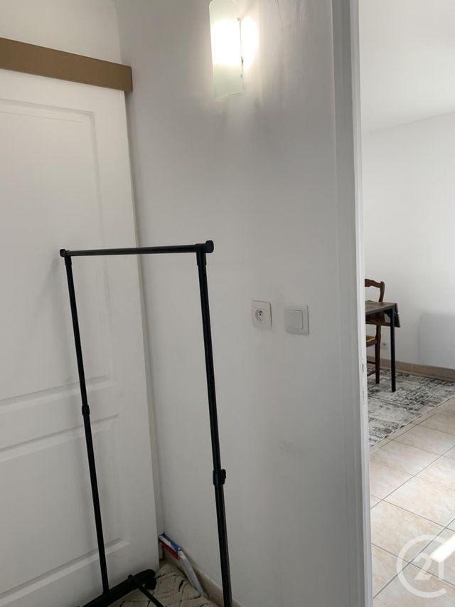 Appartement F1 à louer - 1 pièce - 22.0 m2 - BAGNOLS SUR CEZE - 30 - LANGUEDOC-ROUSSILLON - Century 21 La Big
