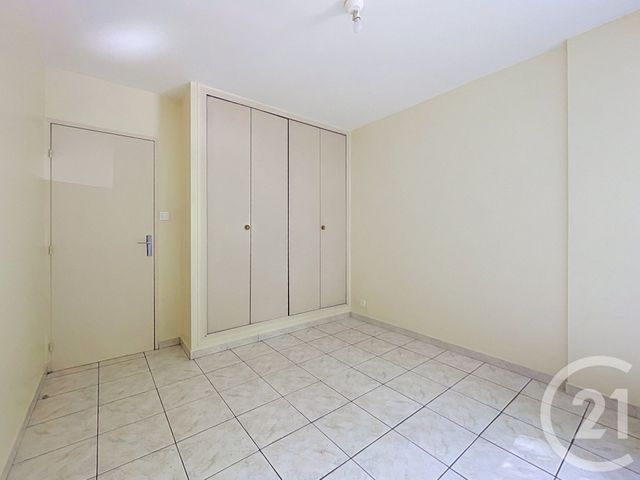 Appartement T3 à vendre - 3 pièces - 53.0 m2 - BAGNOLS SUR CEZE - 30 - LANGUEDOC-ROUSSILLON - Century 21 La Big