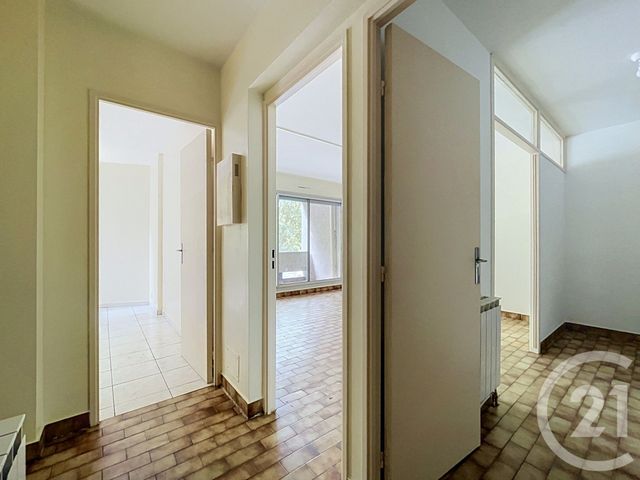 Appartement T3 à vendre - 3 pièces - 53.0 m2 - BAGNOLS SUR CEZE - 30 - LANGUEDOC-ROUSSILLON - Century 21 La Big