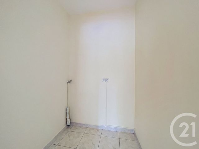 Appartement T3 à vendre - 3 pièces - 53.0 m2 - BAGNOLS SUR CEZE - 30 - LANGUEDOC-ROUSSILLON - Century 21 La Big