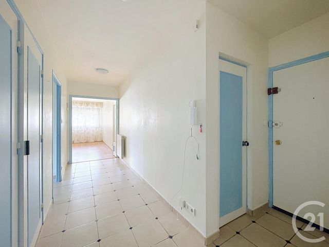 Appartement F4 à louer - 3 pièces - 74.33 m2 - BAGNOLS SUR CEZE - 30 - LANGUEDOC-ROUSSILLON - Century 21 La Big