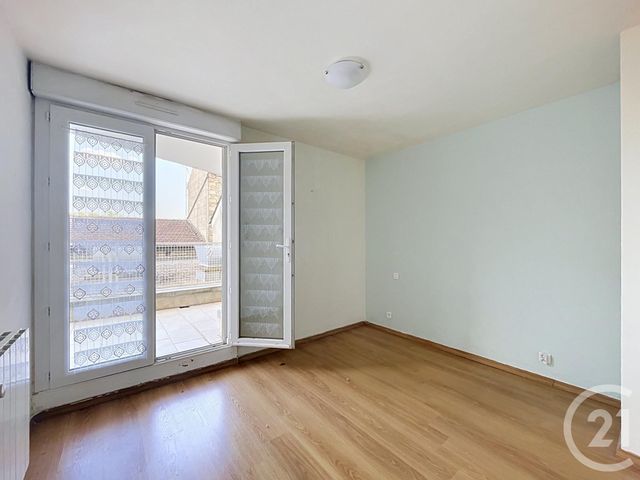 Appartement F4 à louer - 3 pièces - 74.33 m2 - BAGNOLS SUR CEZE - 30 - LANGUEDOC-ROUSSILLON - Century 21 La Big