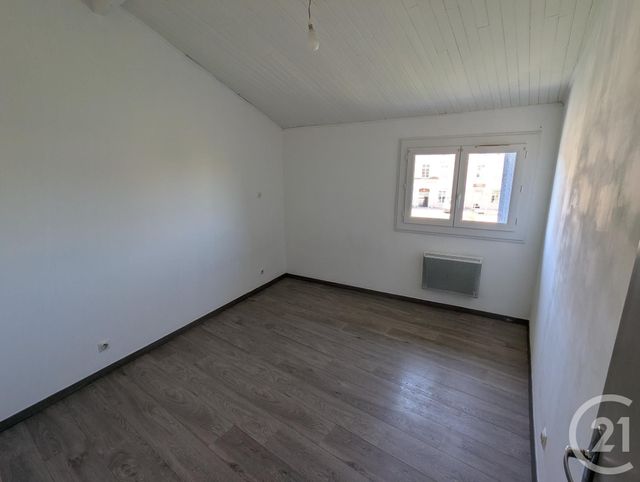 Appartement F3 à louer - 3 pièces - 65.0 m2 - BAGNOLS SUR CEZE - 30 - LANGUEDOC-ROUSSILLON - Century 21 La Big