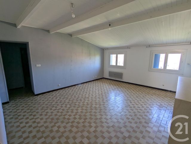 Appartement F3 à louer - 3 pièces - 65.0 m2 - BAGNOLS SUR CEZE - 30 - LANGUEDOC-ROUSSILLON - Century 21 La Big