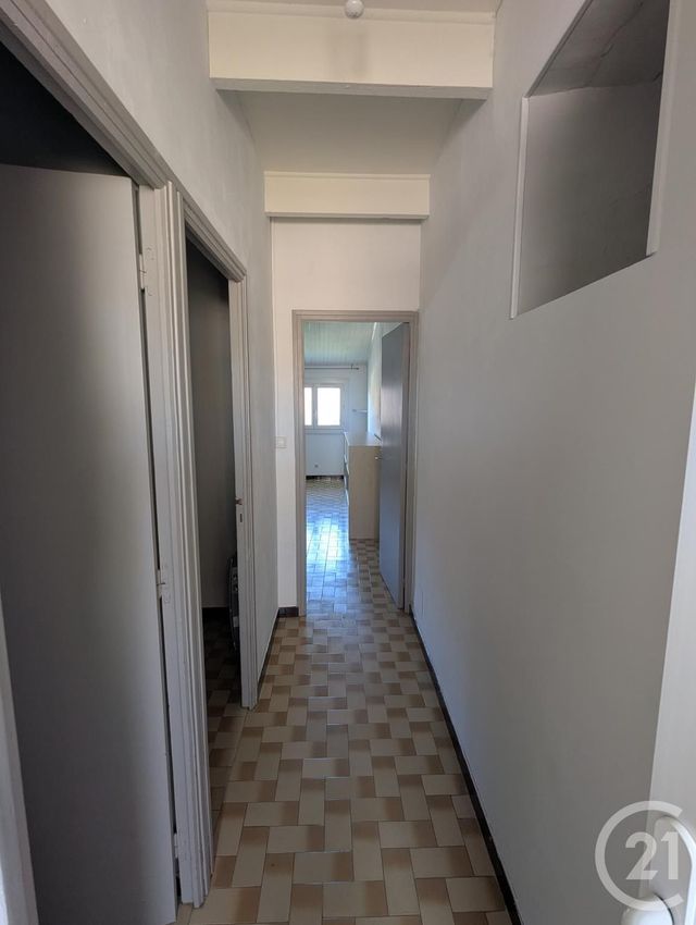 Appartement F3 à louer - 3 pièces - 65.0 m2 - BAGNOLS SUR CEZE - 30 - LANGUEDOC-ROUSSILLON - Century 21 La Big