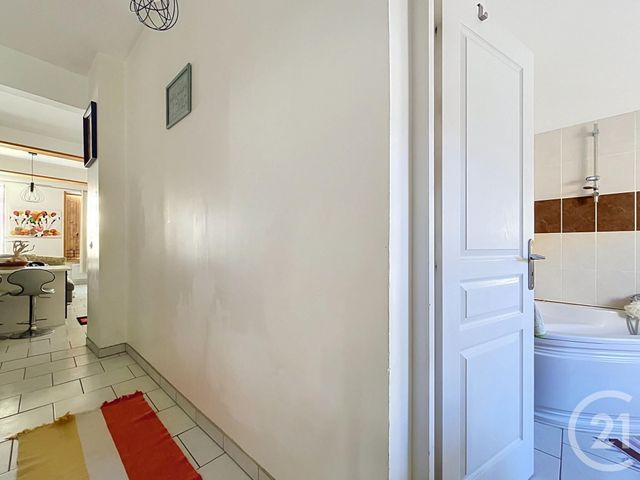Appartement F3 à vendre - 3 pièces - 56.86 m2 - PONT ST ESPRIT - 30 - LANGUEDOC-ROUSSILLON - Century 21 La Big