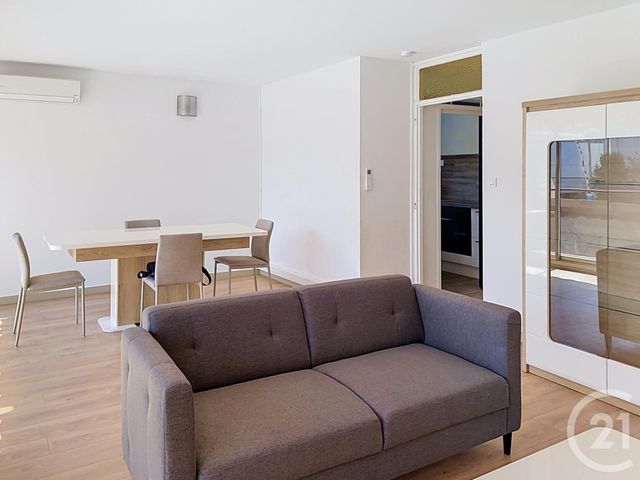 Appartement à louer - 3 pièces - 67.0 m2 - BAGNOLS SUR CEZE - 30 - LANGUEDOC-ROUSSILLON - Century 21 La Big