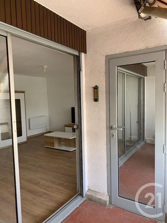 Appartement à louer - 3 pièces - 67.0 m2 - BAGNOLS SUR CEZE - 30 - LANGUEDOC-ROUSSILLON - Century 21 La Big