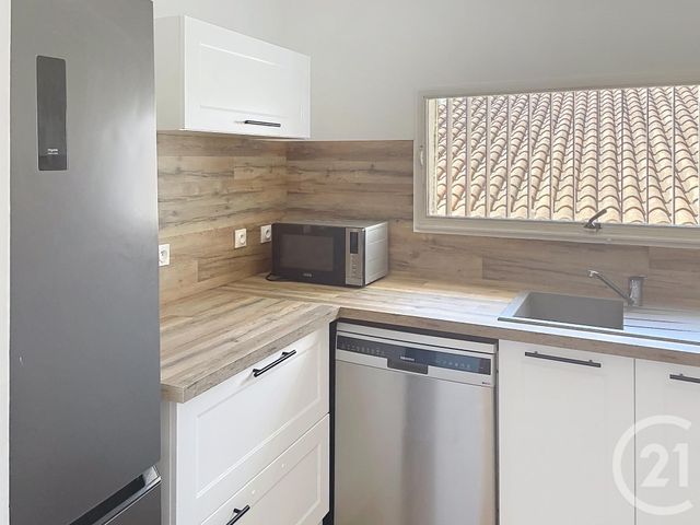 Appartement à louer - 3 pièces - 67.0 m2 - BAGNOLS SUR CEZE - 30 - LANGUEDOC-ROUSSILLON - Century 21 La Big