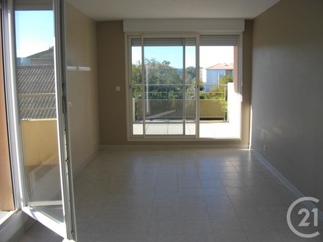 Appartement F2 à louer - 2 pièces - 46.6 m2 - BAGNOLS SUR CEZE - 30 - LANGUEDOC-ROUSSILLON - Century 21 La Big