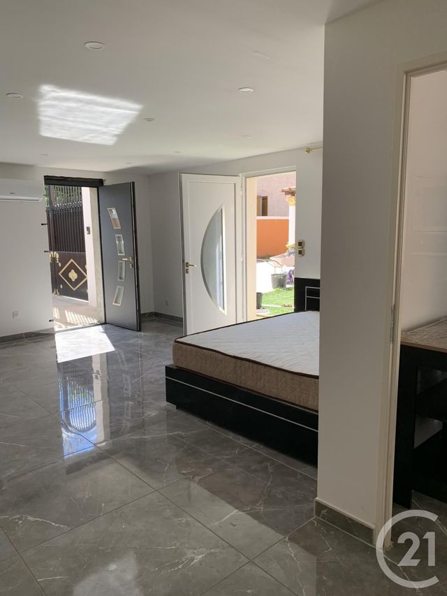 Appartement F1 à louer BAGNOLS SUR CEZE
