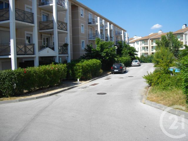 Appartement à louer BAGNOLS SUR CEZE