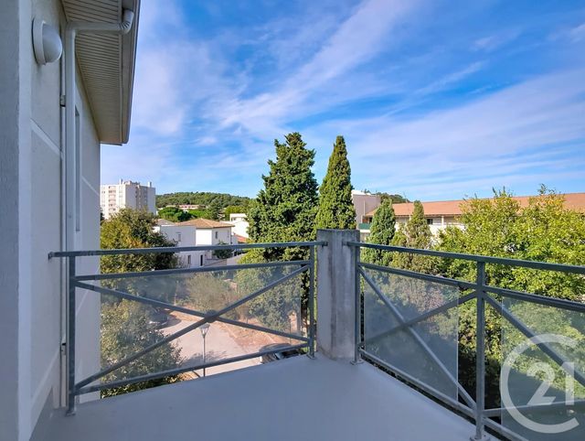 Appartement à louer - 2 pièces - 53.64 m2 - BAGNOLS SUR CEZE - 30 - LANGUEDOC-ROUSSILLON - Century 21 La Big