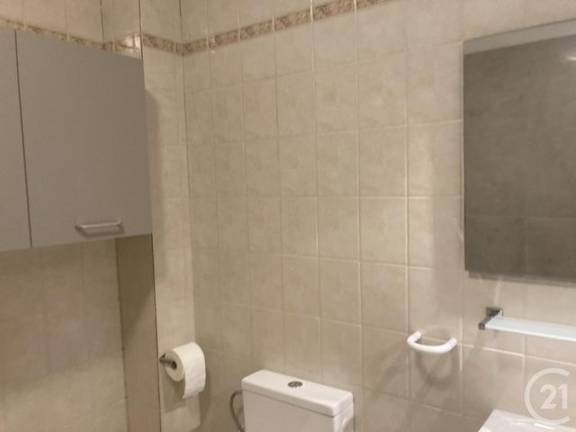 Appartement F2 à louer - 2 pièces - 50.0 m2 - BAGNOLS SUR CEZE - 30 - LANGUEDOC-ROUSSILLON - Century 21 La Big