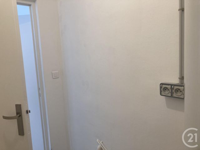 Appartement F2 à louer - 2 pièces - 50.0 m2 - BAGNOLS SUR CEZE - 30 - LANGUEDOC-ROUSSILLON - Century 21 La Big