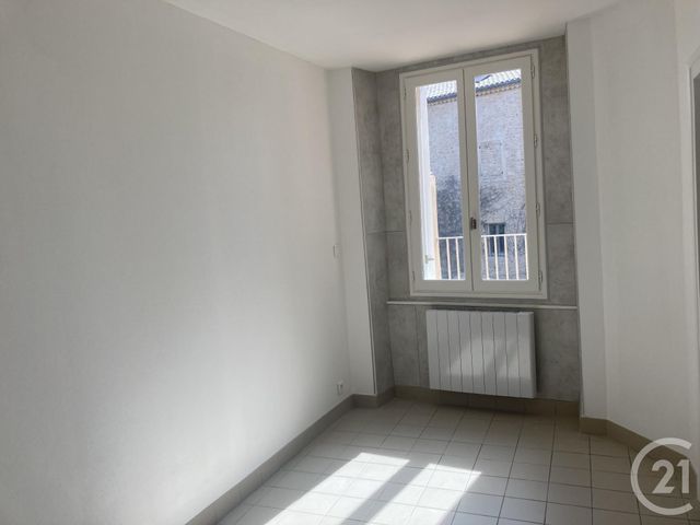 Appartement F2 à louer - 2 pièces - 50.0 m2 - BAGNOLS SUR CEZE - 30 - LANGUEDOC-ROUSSILLON - Century 21 La Big