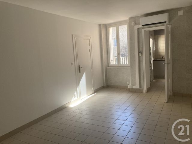 Appartement F2 à louer - 2 pièces - 50.0 m2 - BAGNOLS SUR CEZE - 30 - LANGUEDOC-ROUSSILLON - Century 21 La Big