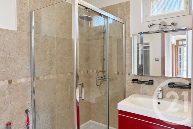 maison à vendre - 7 pièces - 161.11 m2 - BAGNOLS SUR CEZE - 30 - LANGUEDOC-ROUSSILLON - Century 21 La Big